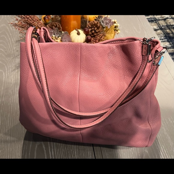 Barely used Coach Hand Bag - Picture 2 of 3